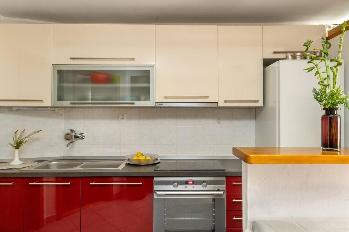 Апартаменты Aparrtment Terra- Combine Beach&Old Town Сплит Экстерьер фото